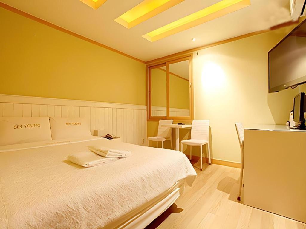 Sinyoung Motel Seoul Eksteriør bilde