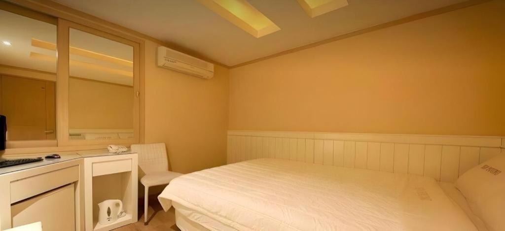 Sinyoung Motel Seoul Eksteriør bilde